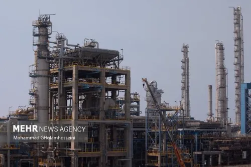 تصمیم گیری کارگروه وزارت نفت برای مدیریت خوراک پتروشیمی ها