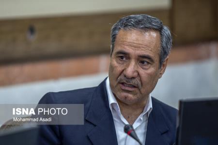 در شرایط احتیاج به ارز نباید به صادركنندگان فشار وارد كرد